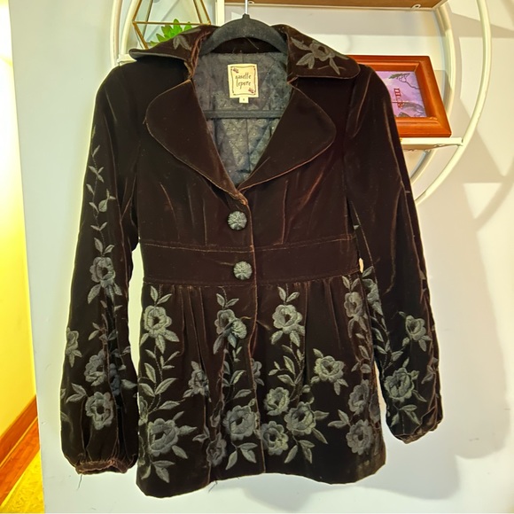 Nanette Lepore Jackets & Blazers - Nanette Lepore Women's 0 Vintage y2K Brown Crushed Velvet Floral Blazer Jacket